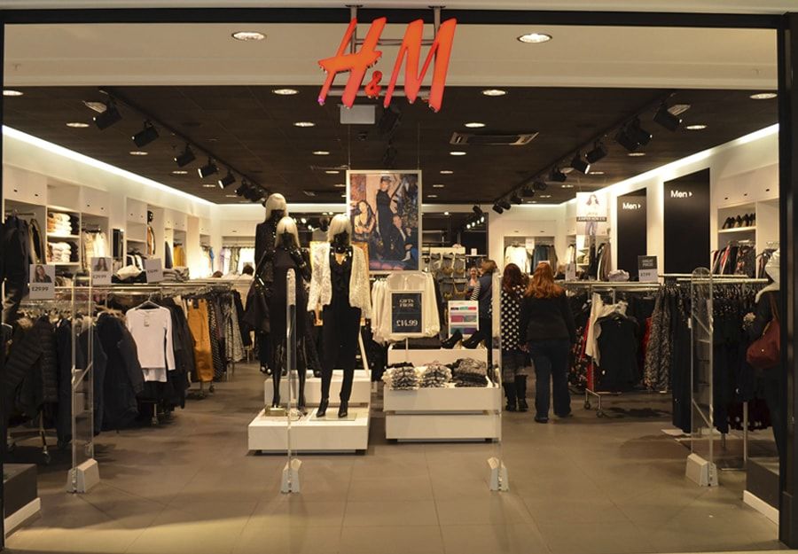 H&M Shop Front