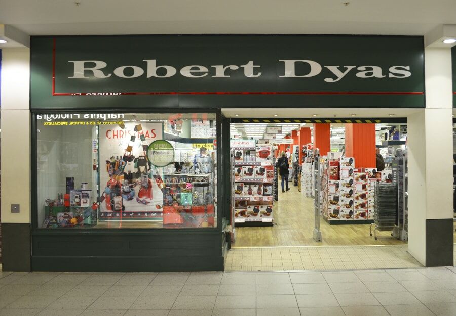 Robert Dyas Shop Front