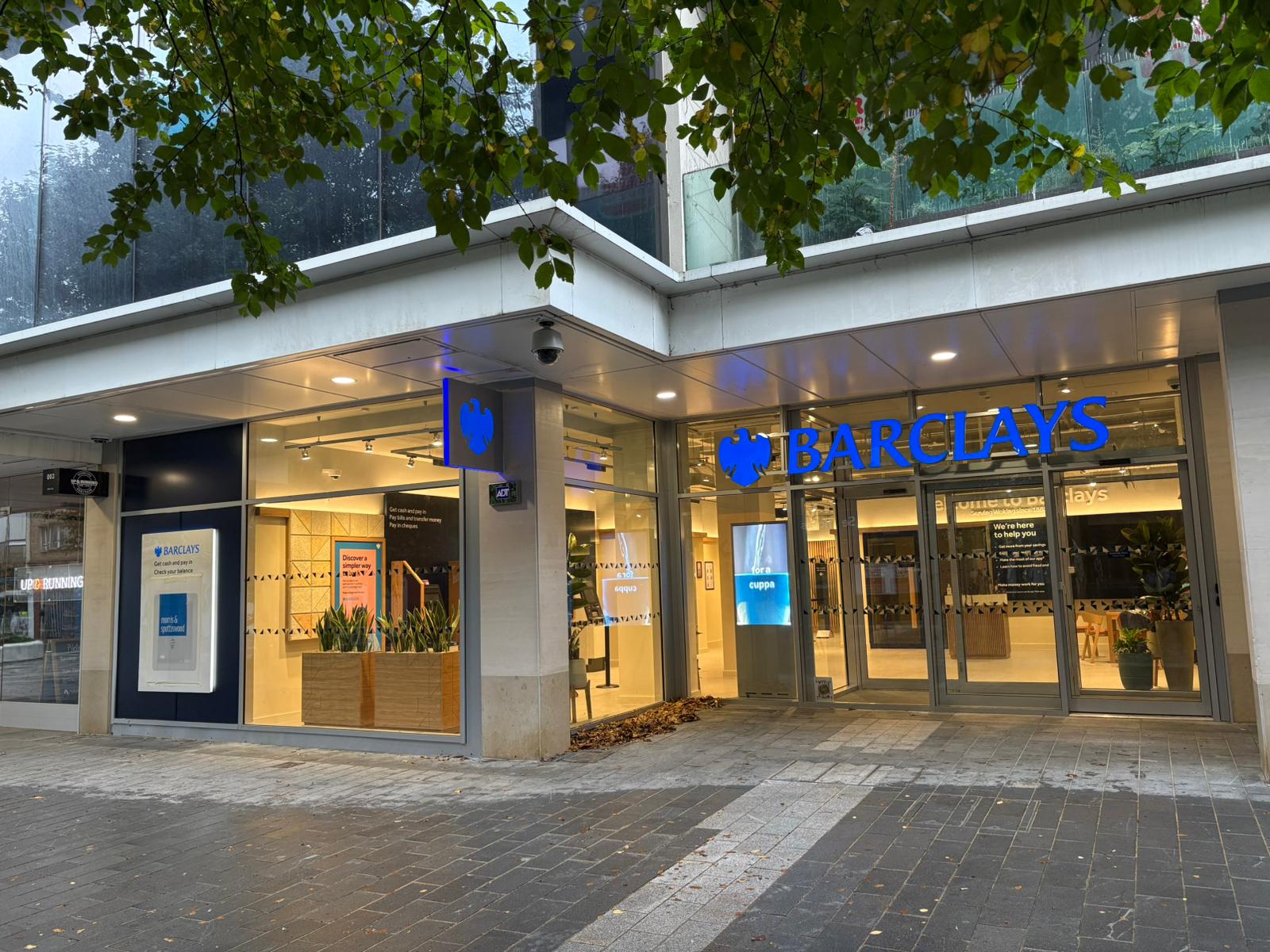 Barclays Woking Commercial Way